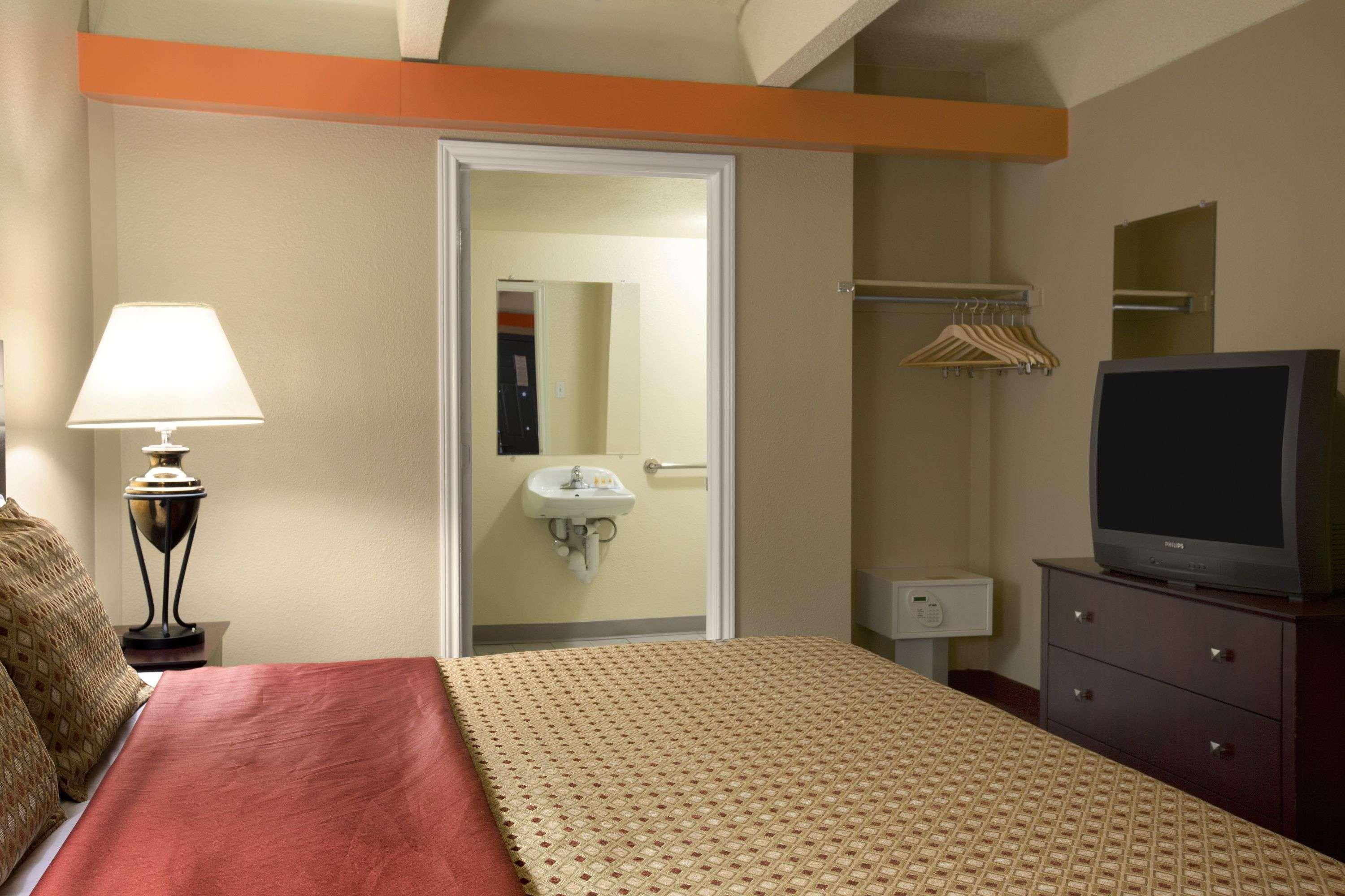 Days Inn By Wyndham Denver Downtown Eksteriør bilde